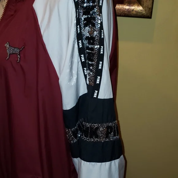 Victoria's secret pink burgundy glitter jacket size XS/S - Picture 7 of 10